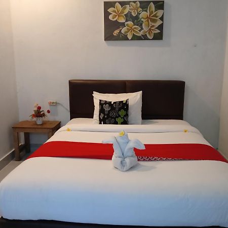 Ayu Homestay Kuta  Екстер'єр фото