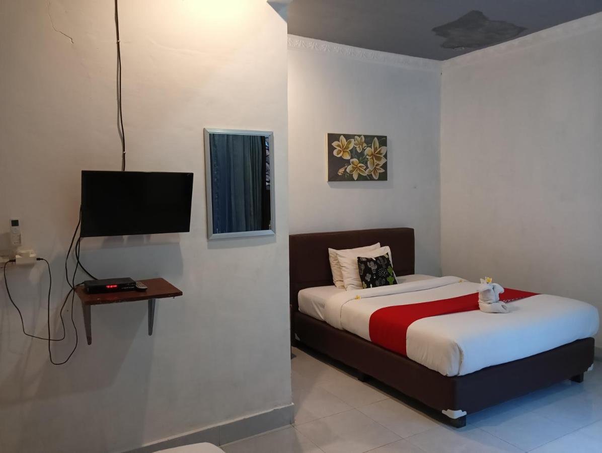 Ayu Homestay Kuta  Екстер'єр фото