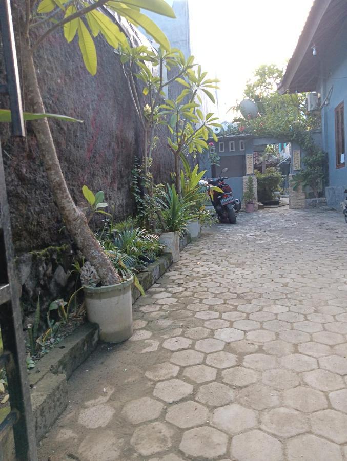 Ayu Homestay Kuta  Екстер'єр фото