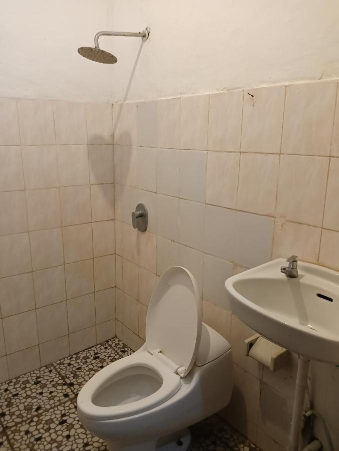 Ayu Homestay Kuta  Екстер'єр фото