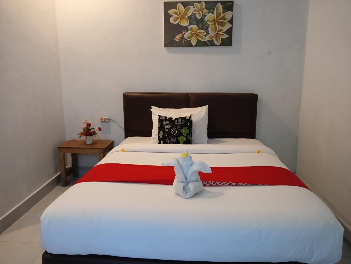 Ayu Homestay Kuta  Екстер'єр фото