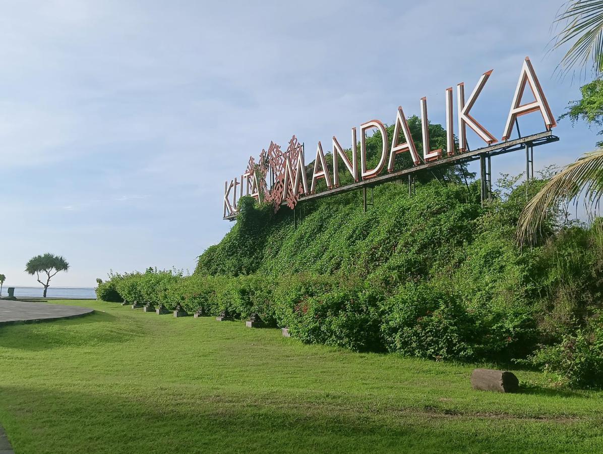 Ayu Homestay Kuta  Екстер'єр фото